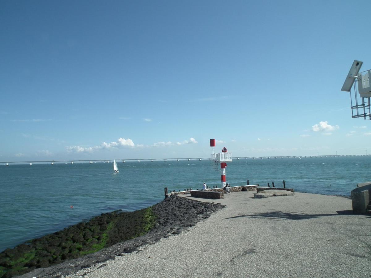 B & B Kaaskenswater 济里克泽 外观 照片